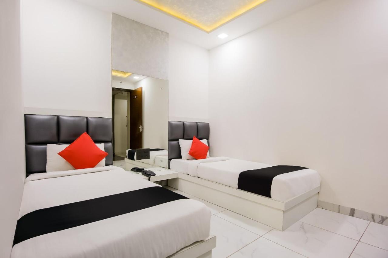 Hotel Grand Sparrow Inn Agra  Bagian luar foto