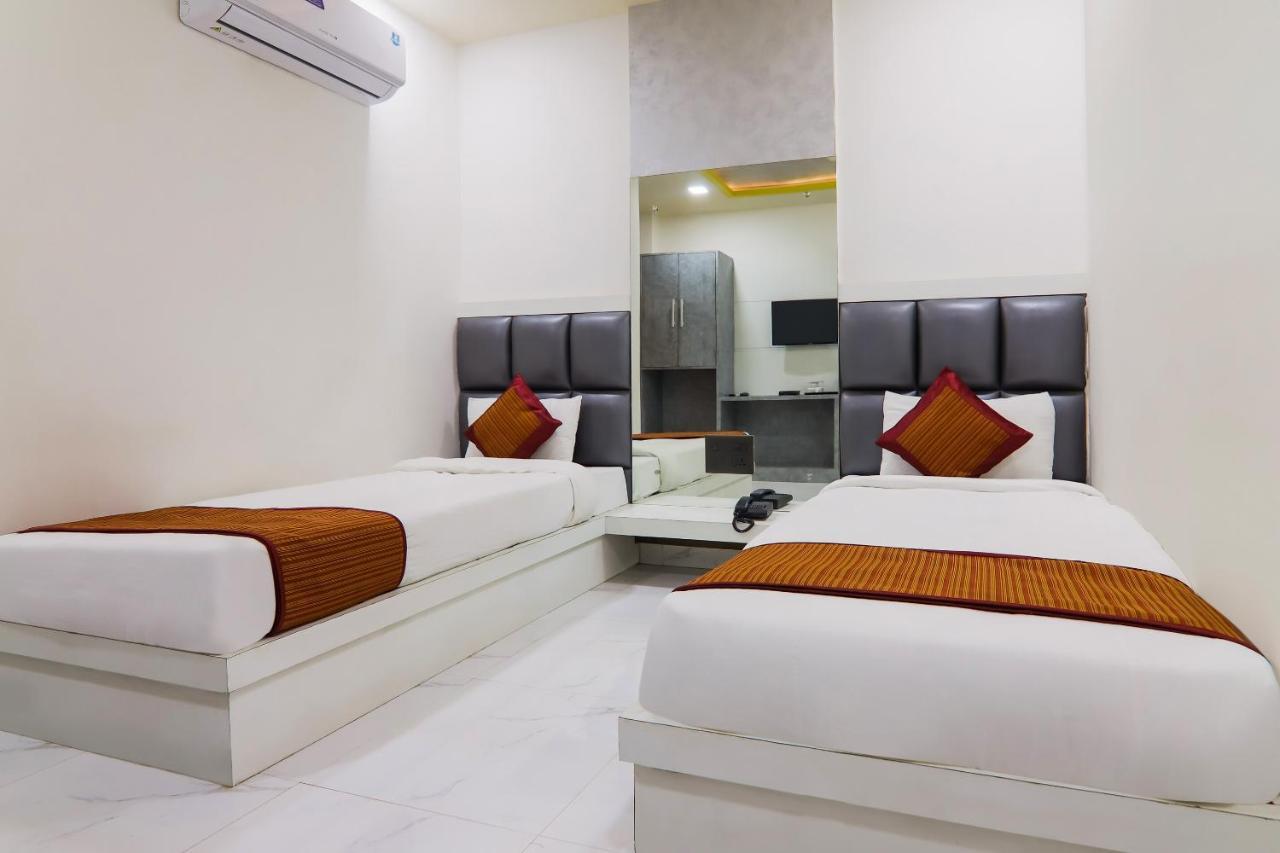 Hotel Grand Sparrow Inn Agra  Bagian luar foto
