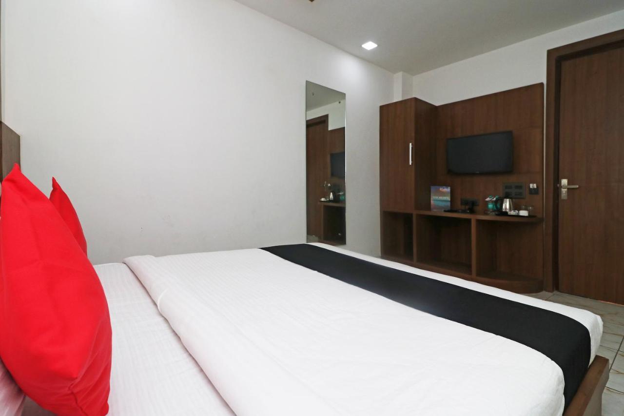 Hotel Grand Sparrow Inn Agra  Bagian luar foto