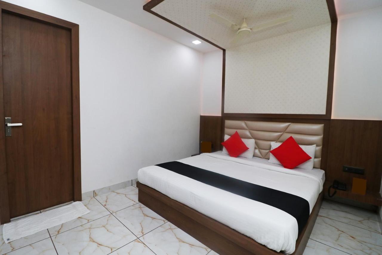 Hotel Grand Sparrow Inn Agra  Bagian luar foto